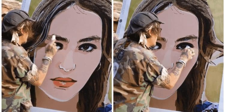 Johnny Depp drawing daughter, Lily Rose Depp