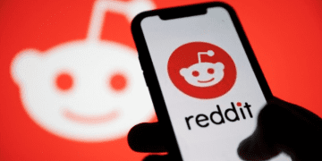 Reddit Logo