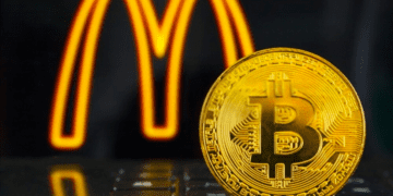 Mcdonalds-logo-bitcoin