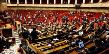 French senators vote