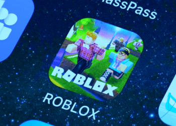 Roblox App on Phone