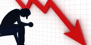 Urgent Rate Cuts Needed: Expert Warns of Looming Recession in 2024