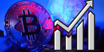 Bitcoin Rebounds to $44k, Eyes $46,300 as Market Dominance Grows