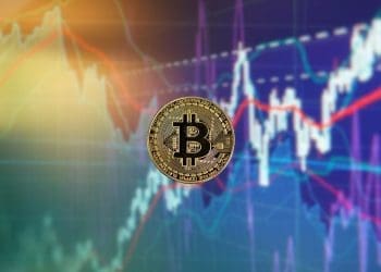 Bitcoin Long-Term Holders Reap Profits, Transfer $1 Billion to Exchanges