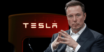 Musk's 25% Stake Demand in Tesla Stirs Investor Concern