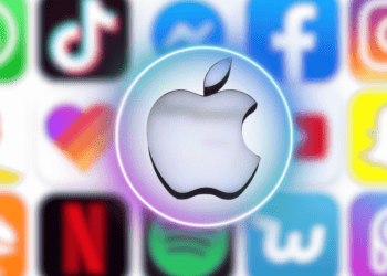 Apple Embraces Sideloading in EU, Revolutionizing iPhone App Downloads