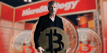 MicroStrategy Increased its Recent Raise to $700 Million to Buy More Bitcoin
