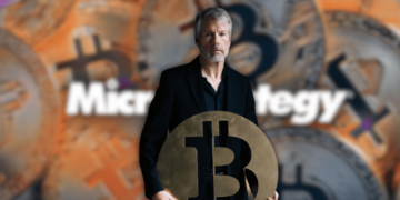 MicroStrategy Stock Skyrockets With 426% Annual Gain on Bitcoin Bet