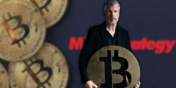 MicroStrategy Total Bitcoin Holdings Surpass $30 Billion Amid $94K Price Surge