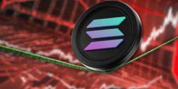 Solana Dumps to Key Support Level Amid Crypto Market Dump: Can Bulls Hold the Line?