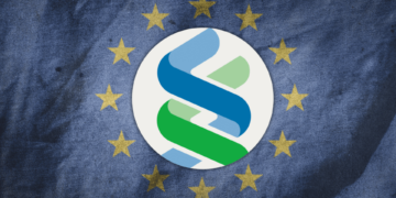 Standard Chartered's Bold Move: $870M Asset Manager Launching Crypto Custody Services in EU