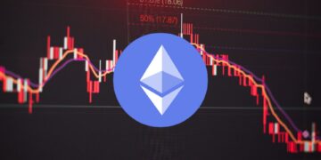 The Ethereum Dilemma: LTHs Selling, Whales Dumping, and a Bearish Outlook