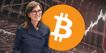 Cathie Wood's $1.5 Million Bitcoin Prediction Faces Market Turmoil