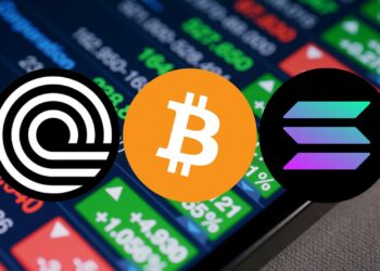 Buy When Others Fear: Bitcoin, Solana, Ondo Amidst Market Crash