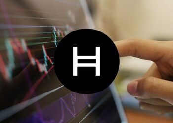 $HBAR on the Edge: Why Are Analysts Eyeing a Bullish Reversal?