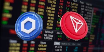 TRON and Chainlink Keep Slipping—But Which One’s the Better Bet?