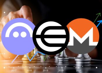 Altcoins Steal the Show as Bitcoin Stalls Near Key Support