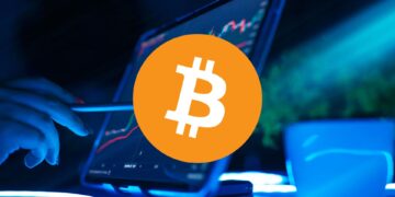 Gold Gains ETF Traction, But Bitcoin's Sharpe Ratio Points to Long-Term Strength