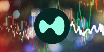 HYPE's Billion-Dollar Milestone: TVL Surge and Bullish Channel Defy Spot Volume Dip