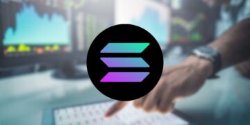 Solana Hangs Above $150—But Signals Say a Dip Might Be Coming