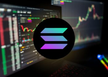 Whales Split on Solana as Dormant Coins Wake Up