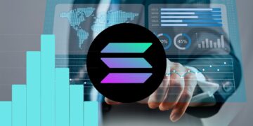 Solana’s Metrics Are Soaring… But Whales Are Slipping Out the Back Door