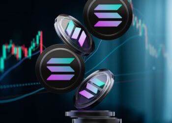 Solana’s Slide Might Be a Setup — Long-Term Holders Are Buying the Dip