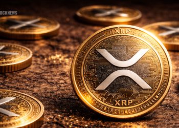 XRP Price Dumps Then Rebounds as Analyst Says Structure Stays Bullish in Crypto