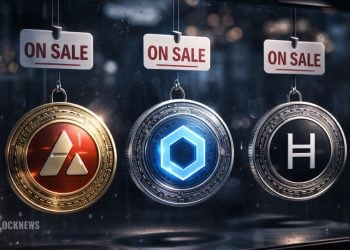 Three Undervalued Crypto Projects With Strong On-Chain Growth - Here Is Why AVAX, LINK, and HBAR Stand Out