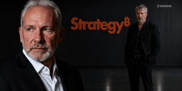 Peter Schiff Thinks Saylor Will Let STRC Burn Before He Touches a Single Bitcoin